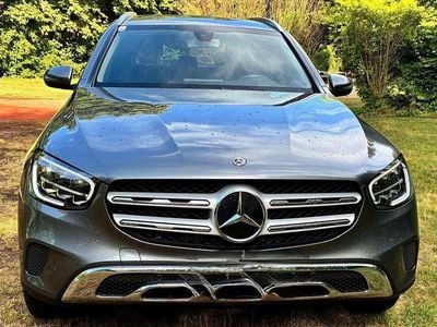 Grau Gebraucht 2020 Mercedes GLC200 SUV | € 38.500