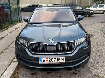 Grau Gebraucht 2017 Skoda Kodiaq Ambition SUV | € 15.500 (Etwas zu teuer)