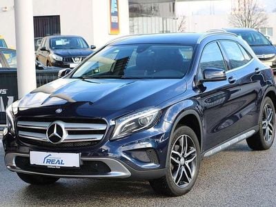 Blau Gebraucht 2017 Mercedes GLA180 SUV | € 15.990 (Guter Preis)