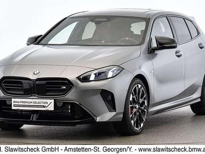 Gebraucht BMW M135 Shadowline 301 PS (221 kW) 2024 Frozen pure grey Kleinwagen