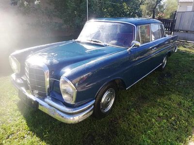 Gebraucht Mercedes 220 95 PS (69 kW) 1960 Dunkelblau Limousine