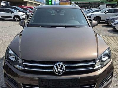 Braun Gebraucht 2011 VW Touareg SUV | € 14.900 (Etwas zu teuer)