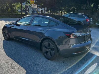 Grau Gebraucht 2021 Tesla Model 3 Long Range AWD Limousine | € 28.500 (Guter Preis)