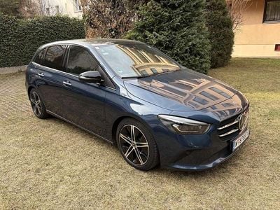 Blau Gebraucht 2019 Mercedes 200 Limousine | € 19.200
