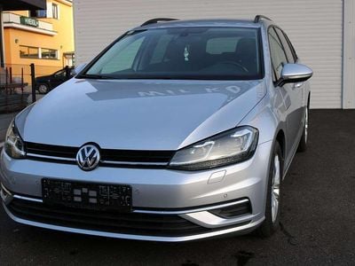 Grau Gebraucht 2018 VW Golf VII Comfortline Kombi | € 15.490 (Fairer Preis)