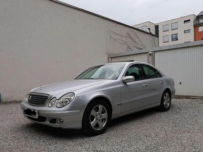 Gebraucht 2002 Mercedes E270 Classic Limousine | € 5.500