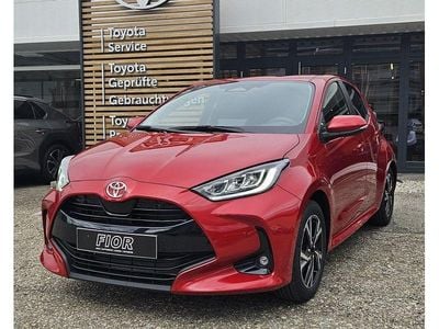 gebraucht Toyota Yaris Hybrid Active Drive