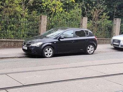 Gebraucht 2010 Kia Ceed Kleinwagen | € 2.900 (Superpreis)