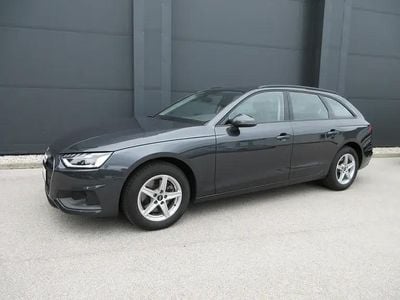 Dunkelgrau metallic Gebraucht 2024 Audi A4 Kombi | € 34.990 (Etwas zu teuer)
