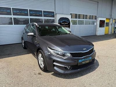 Grau Gebraucht 2017 Kia Optima Silver Kombi | € 11.990