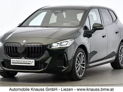 Grün Gebraucht 2024 BMW 225 Efficient Dynamics Kombi | € 45.990 (Fairer Preis)