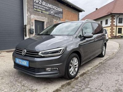Grau Gebraucht 2016 VW Touran Highline Van / Kleinbus | € 17.490 (Fairer Preis)
