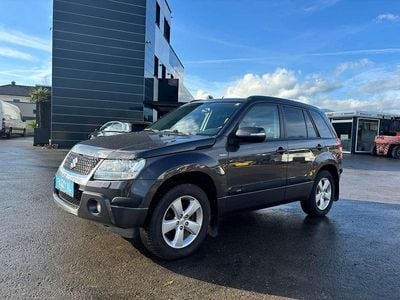 Grau Gebraucht 2012 Suzuki Grand Vitara SUV | € 9.500