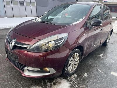 Rot Gebraucht 2015 Renault Scénic III LIMITED Van / Kleinbus | € 1.900