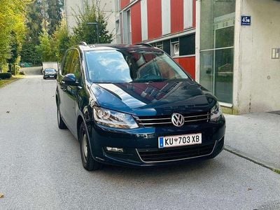 Blau Gebraucht 2016 VW Sharan Trendline Van / Kleinbus | € 18.000 (Fairer Preis)