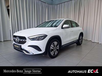 Weiß Gebraucht 2024 Mercedes GLA180 Progressive SUV | € 40.990