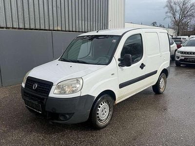 Gebraucht Fiat Doblò 77 PS (56 kW) 2008 Weiß Van / Kleinbus
