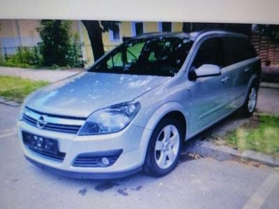 Beige Gebraucht 2007 Opel Astra Sport Kombi | € 3.700
