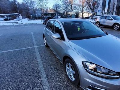 Silber Gebraucht 2017 VW Golf Limousine | € 10.700 (Guter Preis)