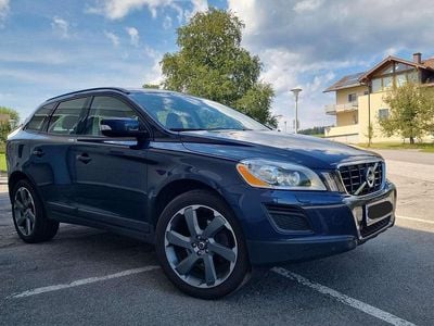 Blau Gebraucht 2013 Volvo XC60 Kinetic SUV | € 13.250