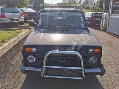 Gebraucht Lada Taiga 83 PS (61 kW) 2012 Schwarz SUV