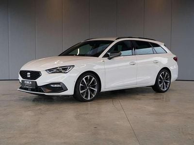 Weiss normal Gebraucht 2021 Seat Leon 4Drive Kombi | € 23.490 (Fairer Preis)