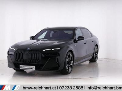 Gebraucht BMW i7 Shadowline 400 kW (544 PS) 2024 Saphirschwarz Limousine