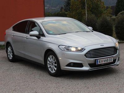 Silber Gebraucht 2015 Ford Mondeo Trend Limousine | € 9.500 (Etwas zu teuer)