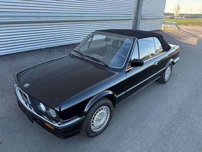 Schwarz Gebraucht 1988 BMW 325 Cabriolet Cabrio | € 14.990
