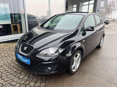 Gebraucht Seat Altea Style 105 PS (77 kW) 2011 Schwarz  metallicperleffektno Van / Kleinbus