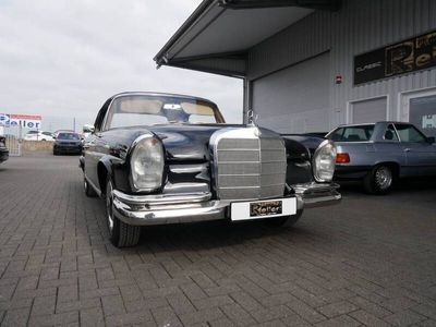 Schwarz Gebraucht 1963 Mercedes 220 SE Cabrio | € 169.000