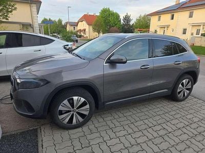 Grau Gebraucht 2023 Mercedes EQA250 Edition SUV | € 38.900 (Fairer Preis)