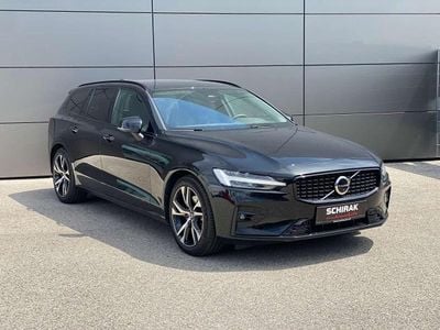 Gebraucht Volvo V60 Core 197 PS (144 kW) 2025 Schwarz Kombi