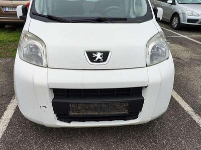 Weiß Gebraucht 2009 Peugeot Bipper Basis Van | € 2.300