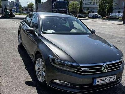 Gebraucht VW Passat Highline 190 PS (139 kW) 2015 Limousine