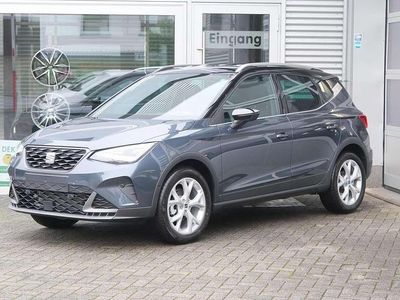 Grau Neu 2025 Seat Arona FR SUV | € 29.082 (Etwas zu teuer)