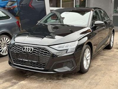 Gebraucht Audi A3 Basis 110 PS (80 kW) 2023 Schwarz Limousine