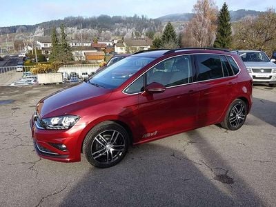 Rot Gebraucht 2018 VW Golf VII Highline Limousine | € 15.890 (Fairer Preis)