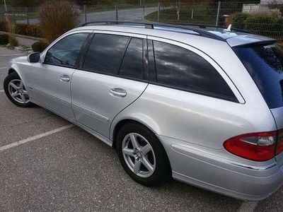 Mercedes E200