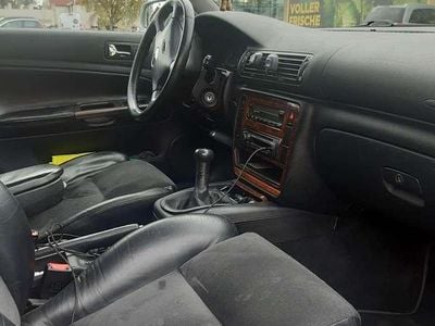 Gebraucht VW Passat 116 PS (85 kW) 1999 Silber Limousine