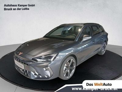 Neu Cupra Leon 150 PS (110 kW) 2025 Grau Limousine