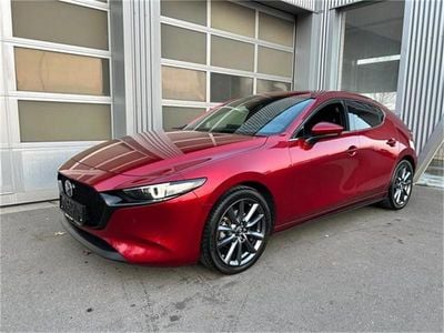 Gebraucht Mazda 3 Exclusive-Line 122 PS (89 kW) 2023 Rot Limousine