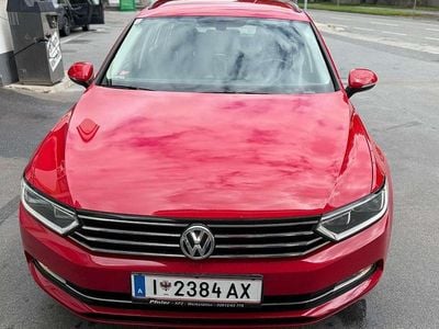 Rot Gebraucht 2016 VW Passat Comfortline Kombi | € 13.000 (Fairer Preis)