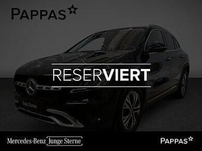 Kosmosschwarz metallic Gebraucht 2024 Mercedes GLA180 SUV | € 46.900