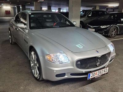 Silber Gebraucht 2009 Maserati Quattroporte GT Limousine | € 27.500