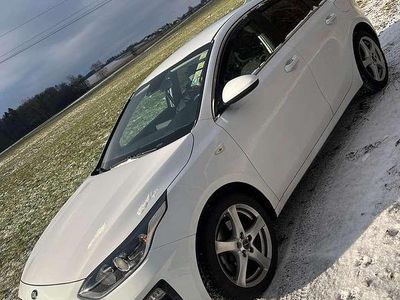 Weiß Gebraucht 2020 Kia Ceed Silver Kleinwagen | € 18.000 (Fairer Preis)