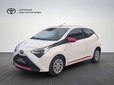 Weiß Gebraucht 2018 Toyota Aygo X-play Kleinwagen | € 8.990 (Fairer Preis)