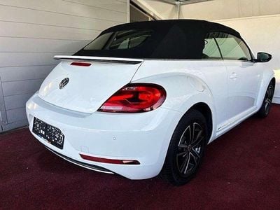 Gebraucht VW Beetle Design 105 PS (77 kW) 2018 Weiß Kleinwagen