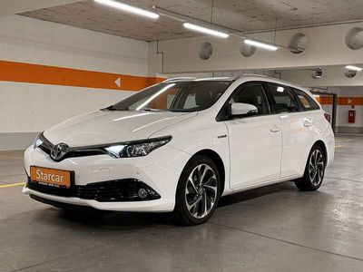 Toyota Auris Hybrid