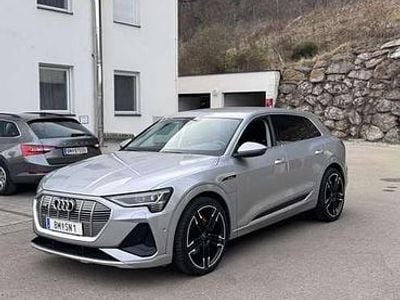 Silber Gebraucht 2021 Audi e-tron S-Line SUV | € 32.999 (Fairer Preis)